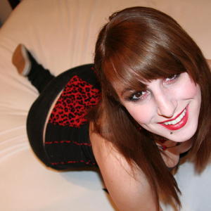jeweliet Nude Chat Room