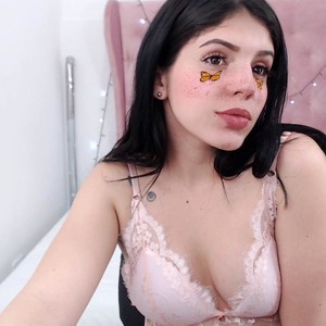 little_ary Nude Chat