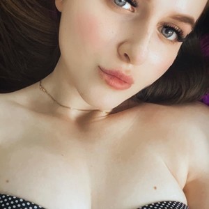 maylywalss Nude Chat